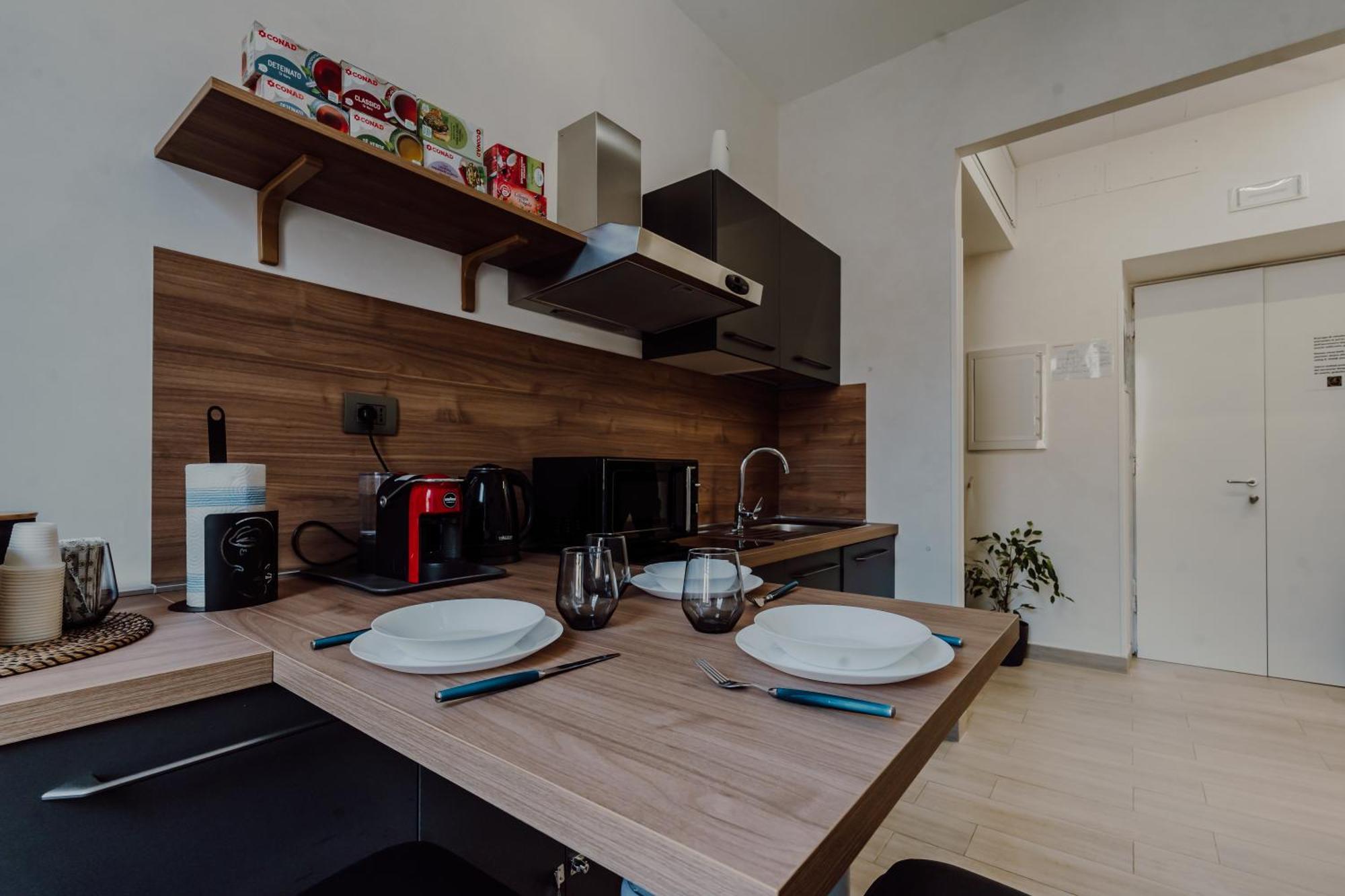Domus Aeterna - Re Di Roma Hotel ภายนอก รูปภาพ
