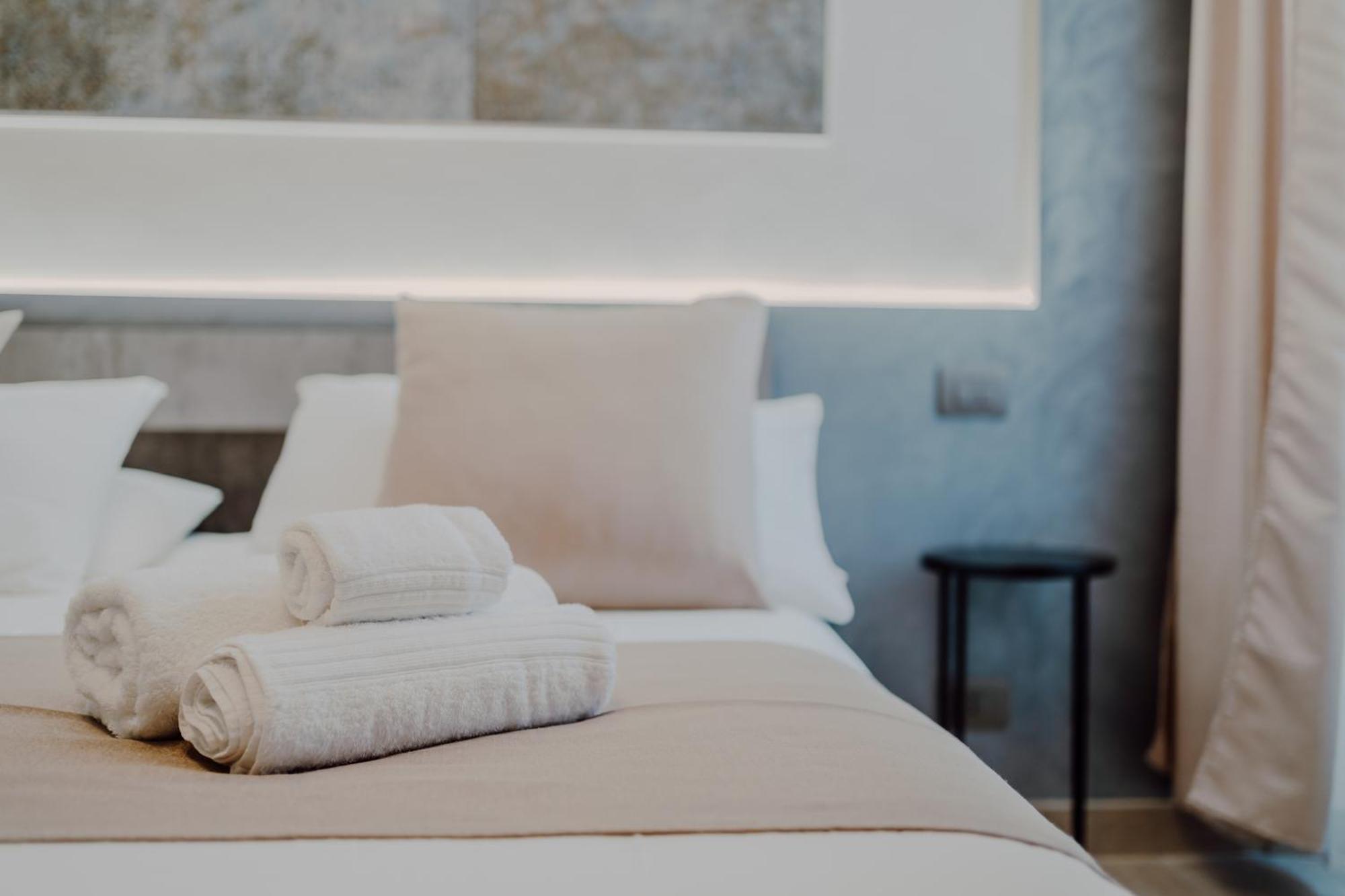 Domus Aeterna - Re Di Roma Hotel ภายนอก รูปภาพ