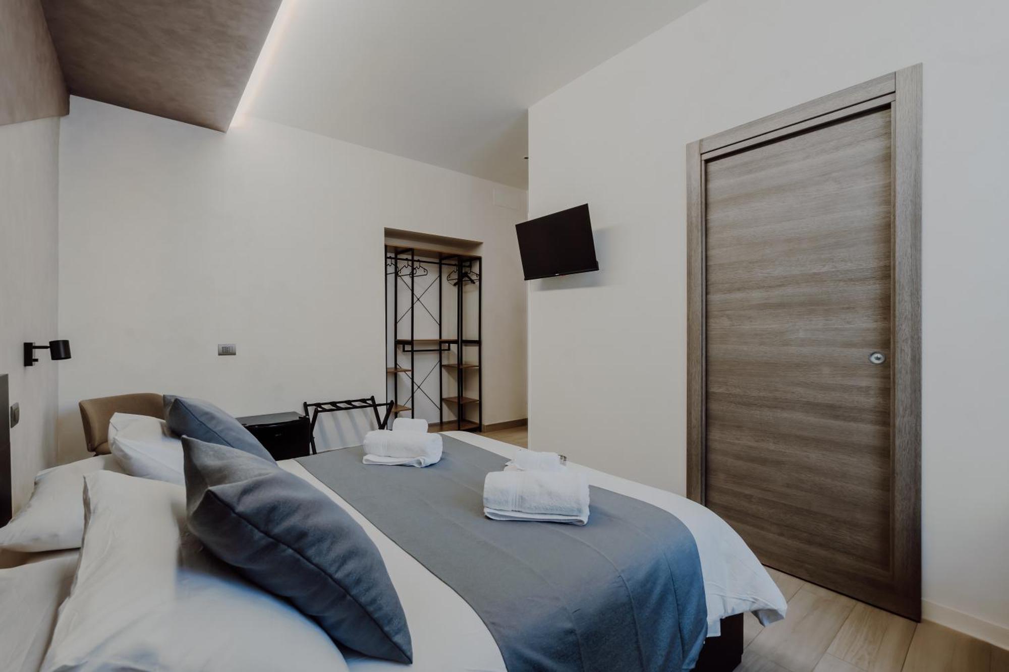 Domus Aeterna - Re Di Roma Hotel ภายนอก รูปภาพ