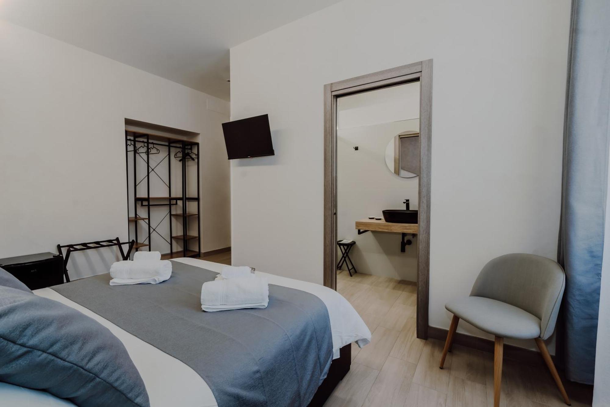 Domus Aeterna - Re Di Roma Hotel ภายนอก รูปภาพ