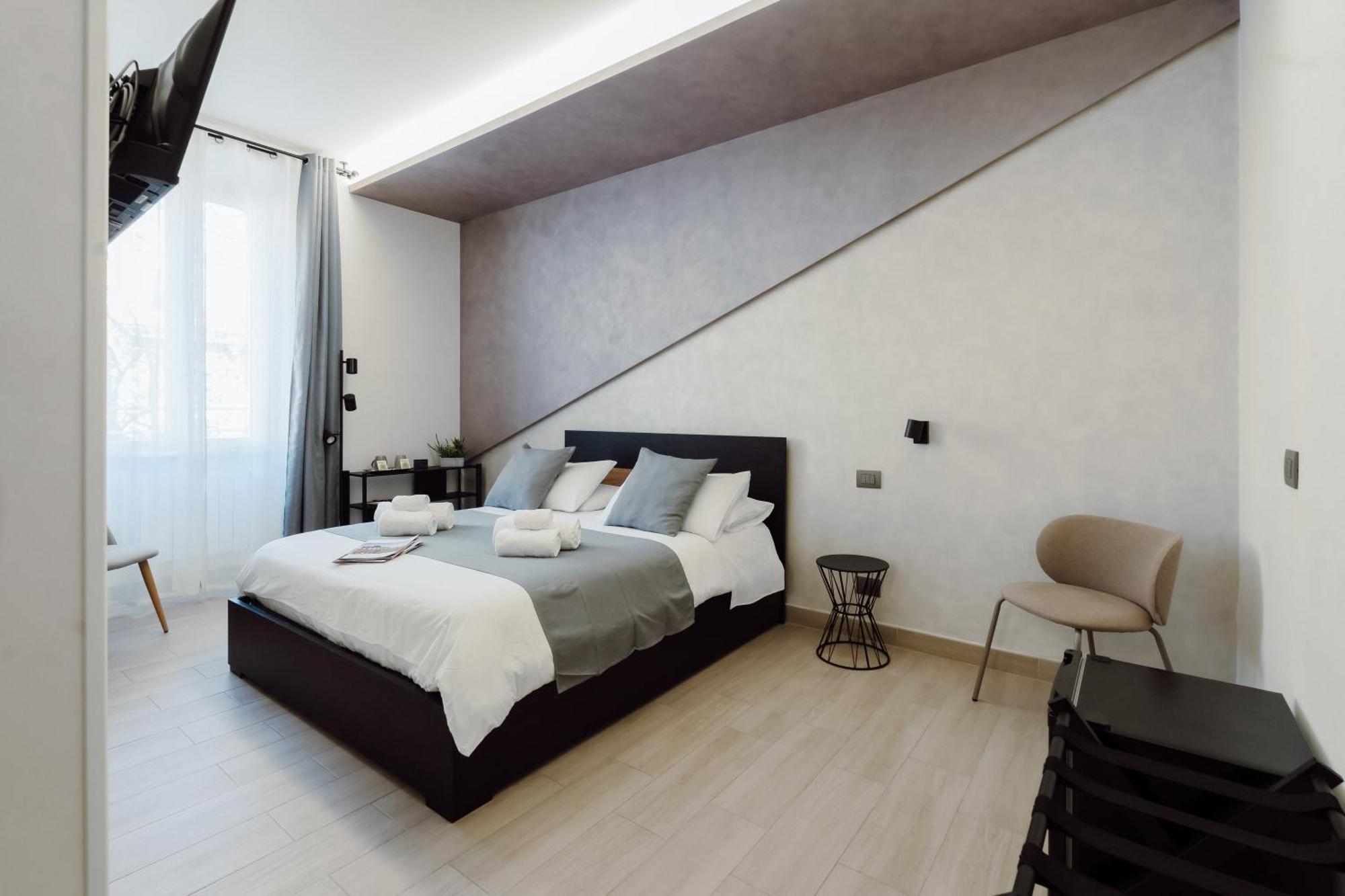 Domus Aeterna - Re Di Roma Hotel ภายนอก รูปภาพ